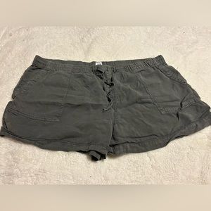 Gap linen shorts